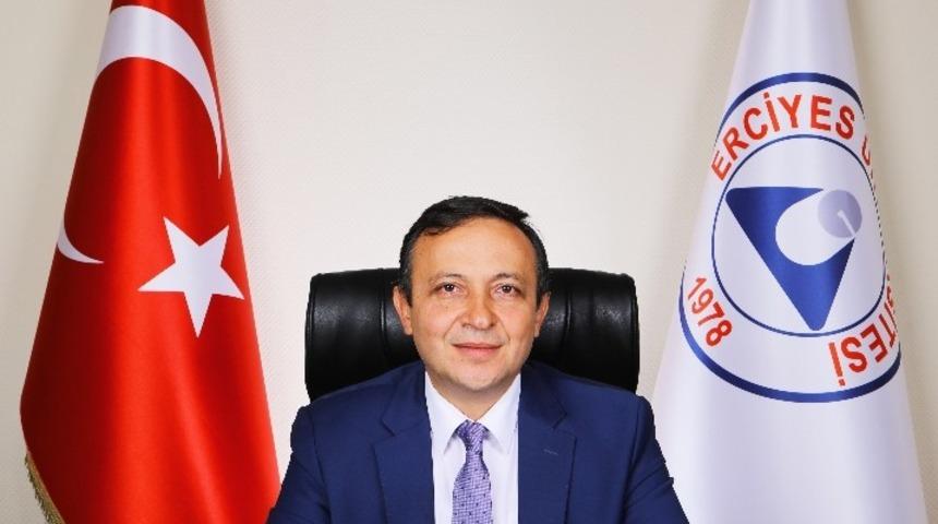 ER&Uuml; Rekt&ouml;r&uuml; Prof. Dr. &Ccedil;alış, "Allame-i cihan da olsa vatan hainleriyle işimiz olmaz"