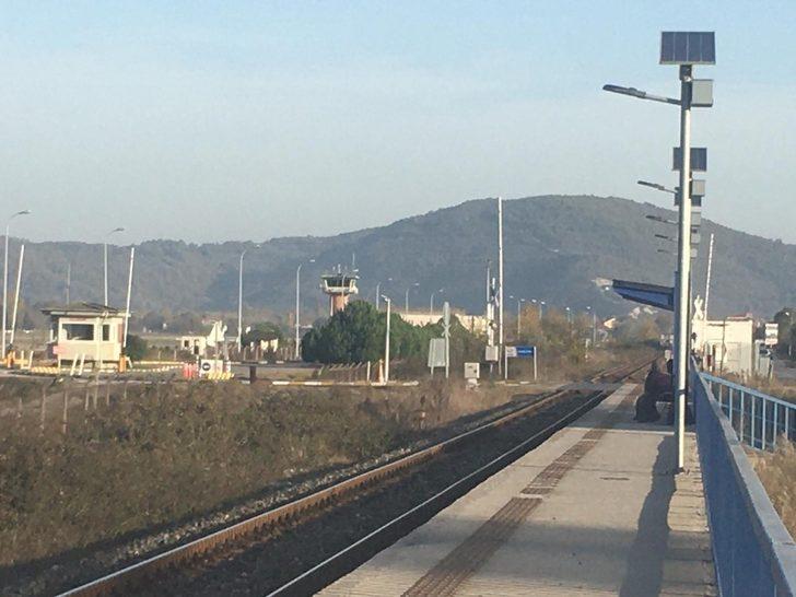 Uçak yolcuları tren mağduru oldu G3