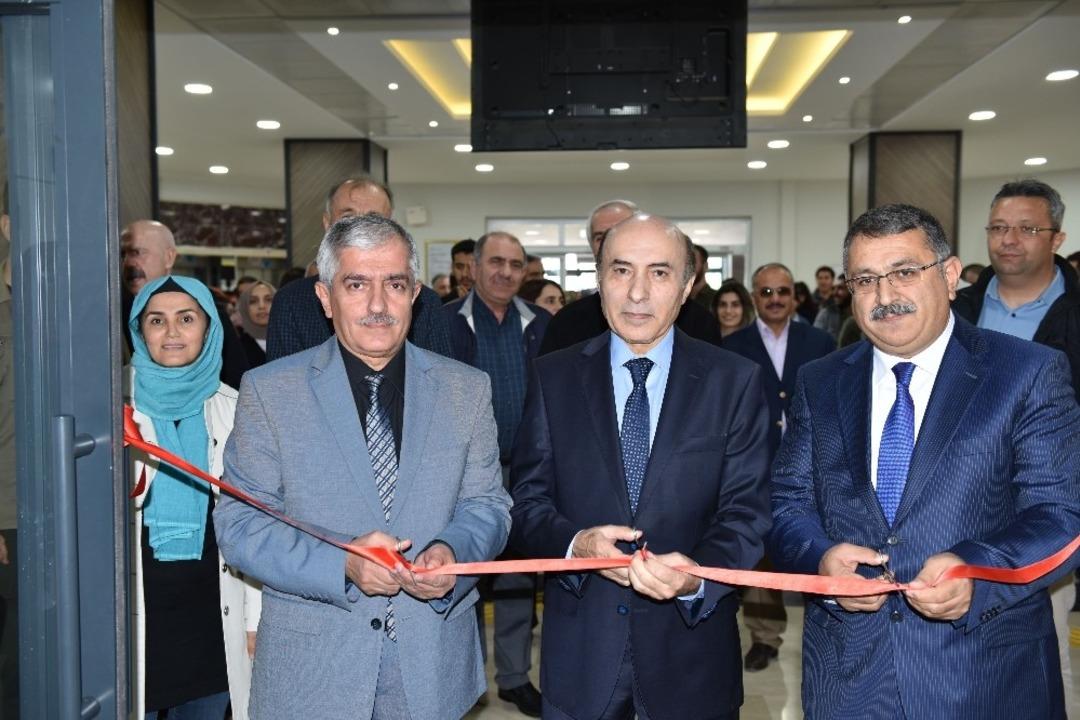 D&Uuml;&rsquo;de &lsquo;Anadolu&rsquo;dan izler&rsquo; temalı resim sergisi a&ccedil;ıldı