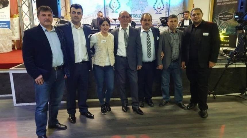 Gurbet&ccedil;ilerden Se&ccedil;il &ouml;ğretmene destek