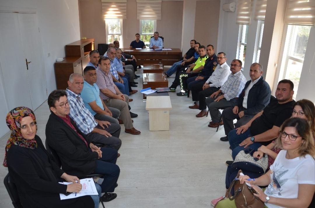 B&uuml;y&uuml;kşehir il&ccedil;elerin ulaşımla ilgili sorunlarını yerinde tespit ediyor