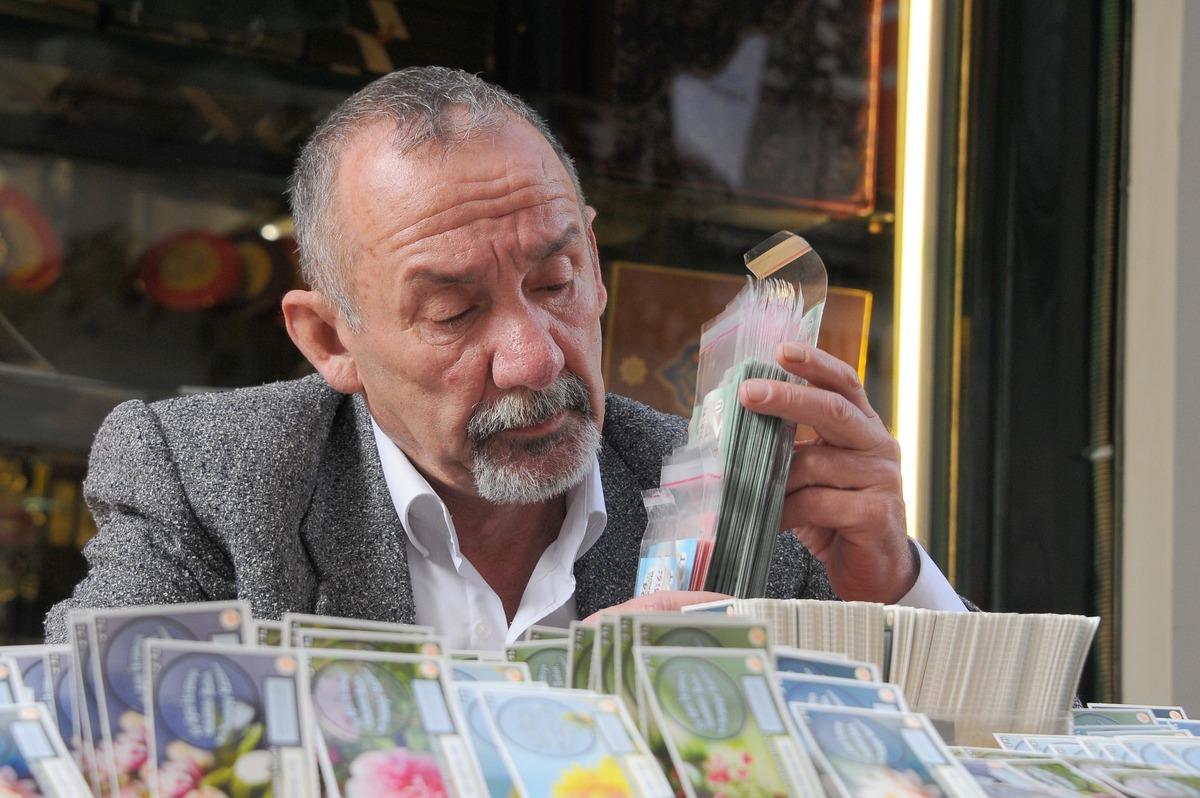 Amorti diye gitti, b&uuml;y&uuml;k ikramiye kazandığını &ouml;ğrendi!