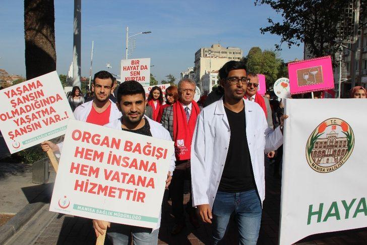 Vali Deniz organ bağışı için broşür dağıttı G2