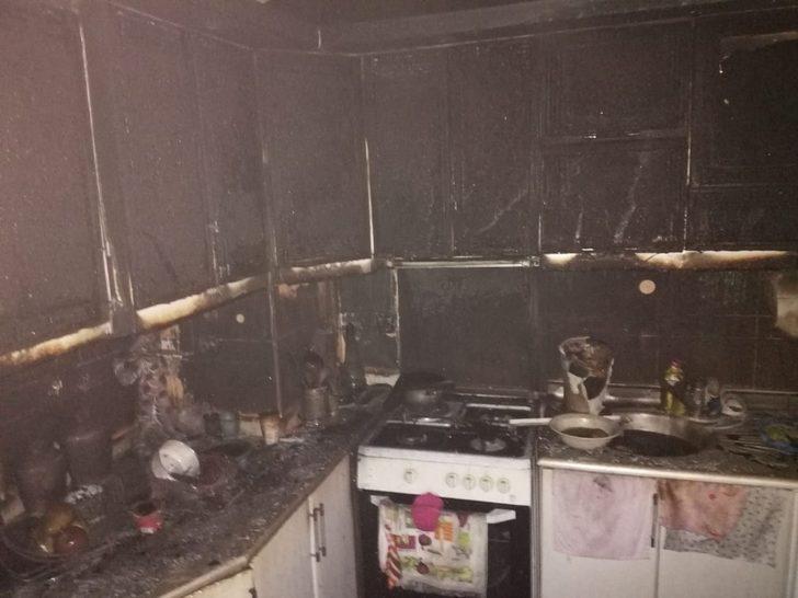 Alev alan evden son anda kurtuldular G3