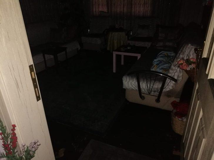 Alev alan evden son anda kurtuldular G4