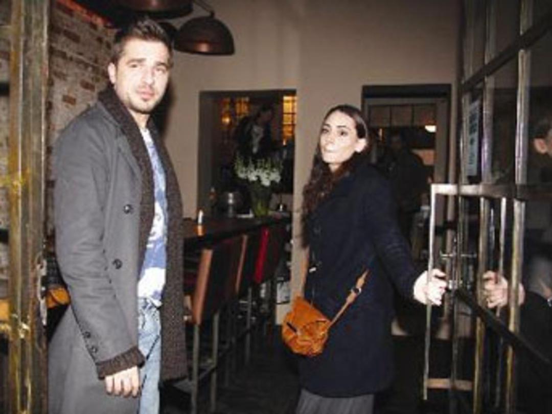 G&uuml;n&uuml;n magazin turu