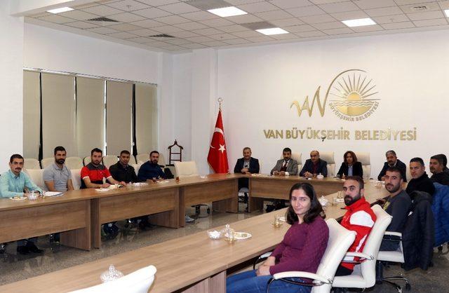 Van Büyükşehir Belediyesi Gençlik ve Spor Kulübünden istişare toplantısı