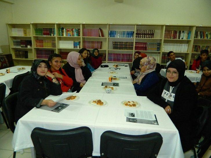 Öğrencilere aşık Sabit Müdami anlatıldı G5