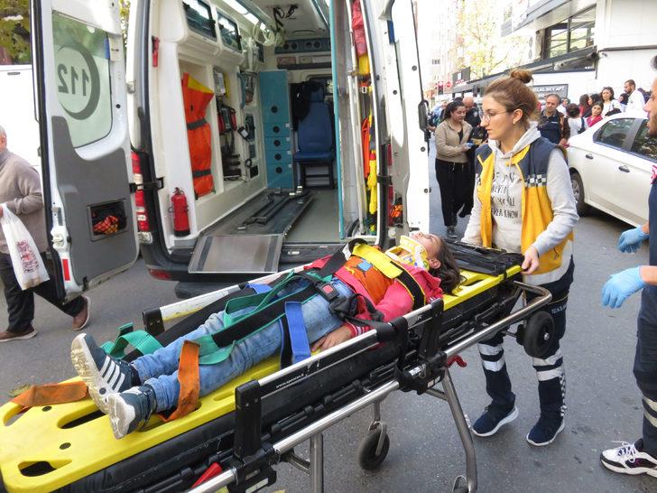 Ataşehir'de feci kaza! 8 yaşındaki öğrenciye otomobil çarptı G3