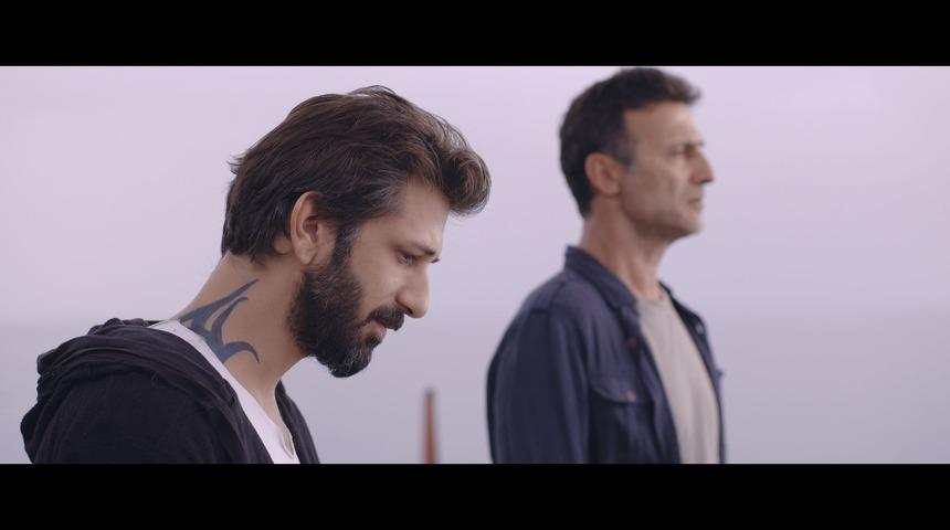 Omar ve Biz d&uuml;nya turunda