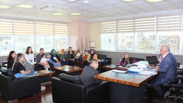 Erdemli Belediye’nin ’Otizmin farkındayız’ projesi sürüyor