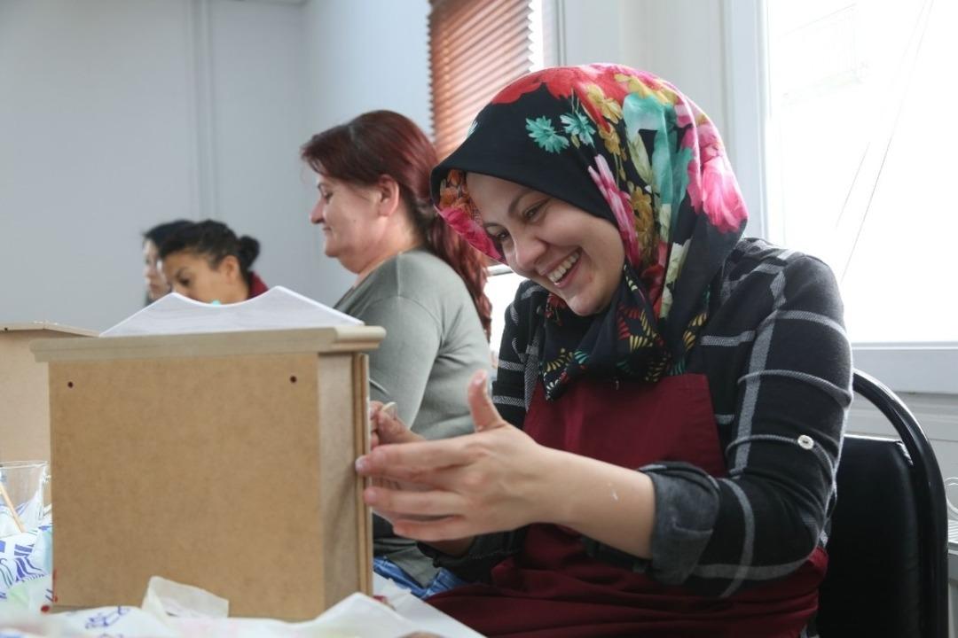 Odunpazarı, halk merkezleri ile &uuml;retmeye devam ediyor