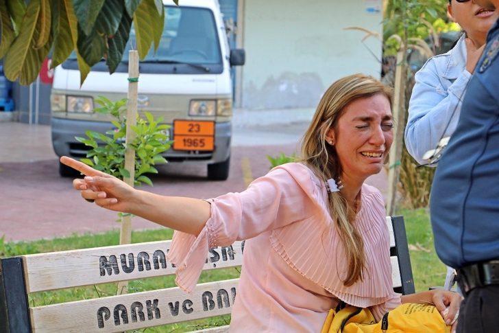 Taksici ve turist birbirine girdi! Genç kadın gözyaşlarına boğuldu G2