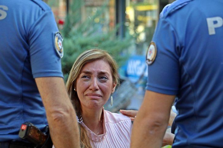 Taksici ve turist birbirine girdi! Genç kadın gözyaşlarına boğuldu G3