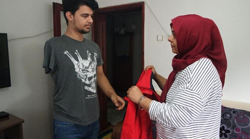 Protez kolla hayata yeniden tutunmak istiyor