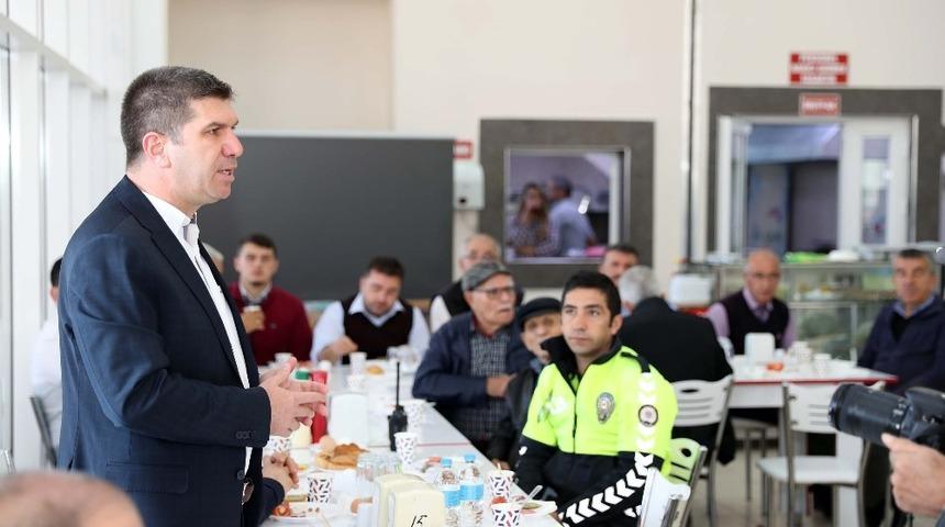 Başkan Ercengiz, otogar esnafının sorunlarını dinledi