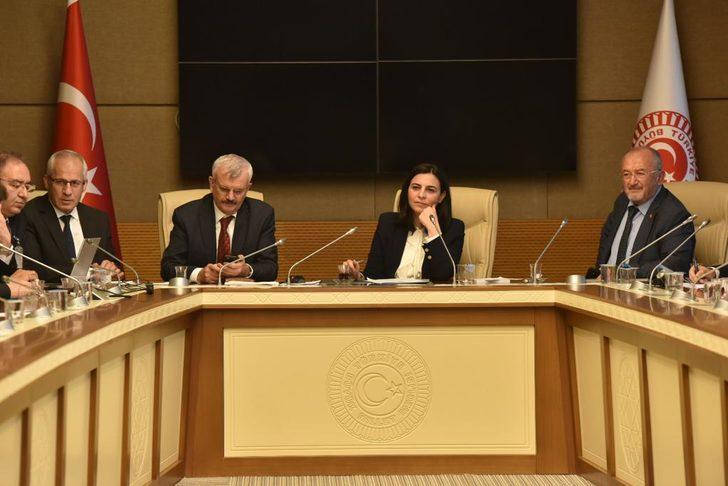 AK Partili Müşerref Pervin Tuba Durgut'tan araçta sigara yasağı açıklaması G4