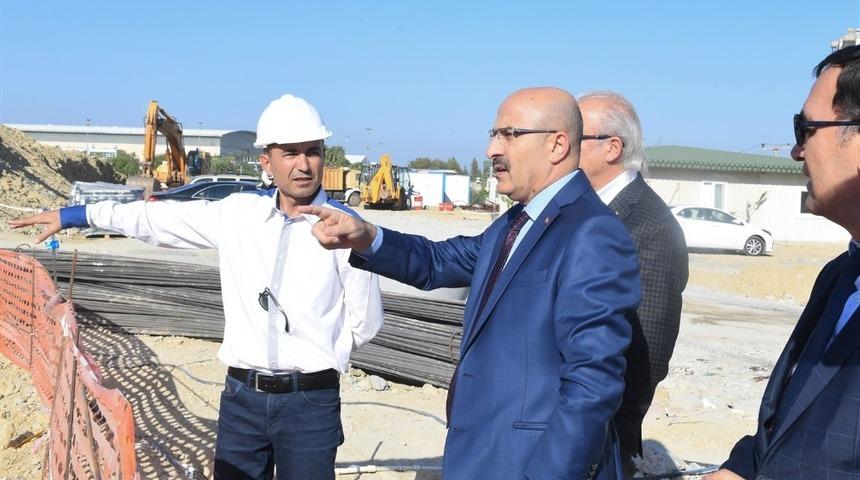 Vali Demirtaş &Ccedil;ukurova Kaymakamlığı H&uuml;k&uuml;met Konağı inşaatını inceledi