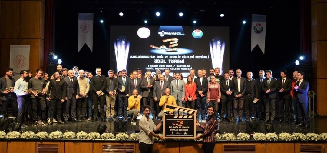 AD&Uuml; İletişim Fak&uuml;ltesi, Uluslararası &Ccedil;ay Doğa ve Gen&ccedil;lik Filmleri Festivali&rsquo;ne katıldı