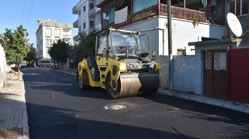 Aydar: "Ceyhan&rsquo;ın yolları &ccedil;i&ccedil;ek gibi olacak"