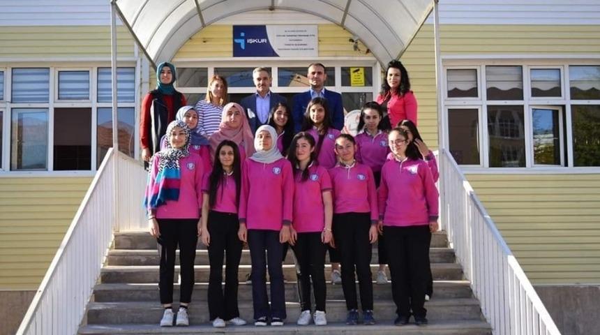 Akdağmadeni’nde öğrenciler Portekiz Yolcusu