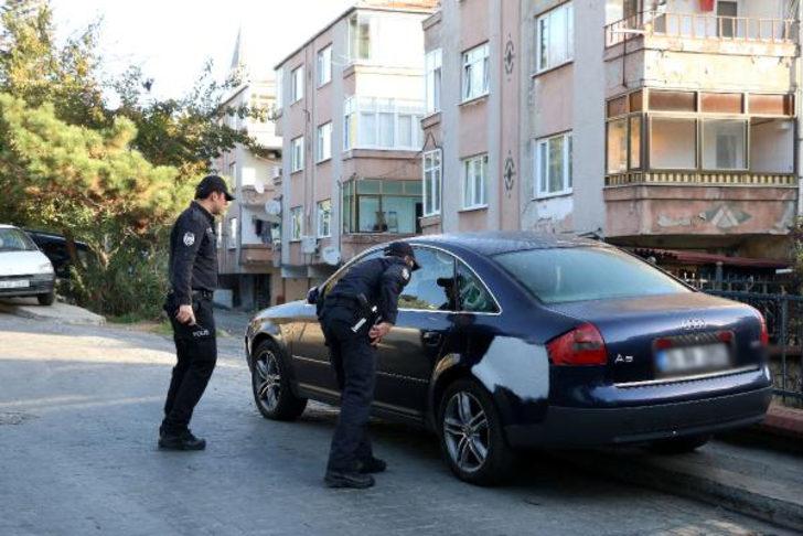 Beyoğlu'nda araç sahipleri şaşkına döndü! 6 aracın camları kırıldı G5