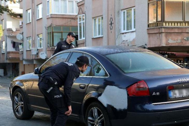 Beyoğlu'nda araç sahipleri şaşkına döndü! 6 aracın camları kırıldı G4