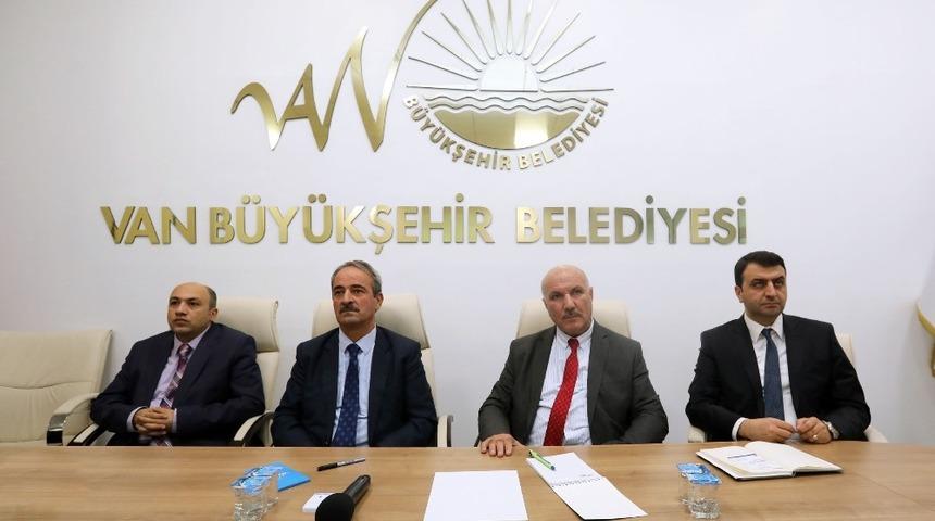 Van&rsquo;da &lsquo;akıllı kent sistemleri&rsquo; tanıtım semineri