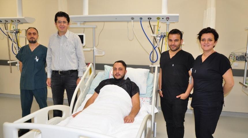 Kalbindeki delik ameliyatsız kapatıldı