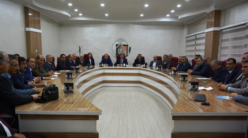 Malatya&rsquo;da "Oku-Yorum" Projesi başlatıldı