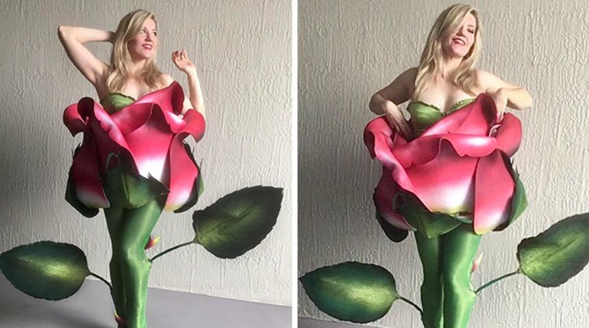 Klozet kapağından esinlendi, gül kostümü yaptı!