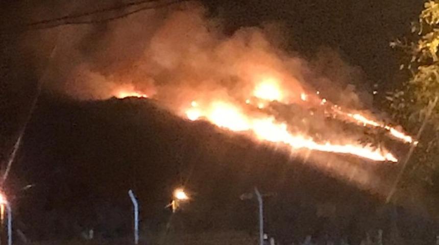 Erdek&rsquo;te arazi yangını