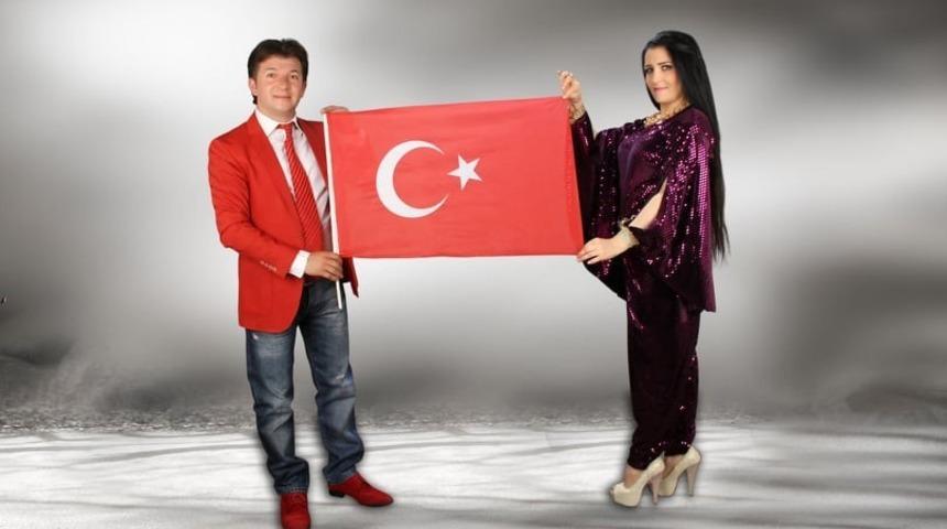 K&uuml;tahyalı yerel sanat&ccedil;ılardan Se&ccedil;il &ouml;ğretmene destek