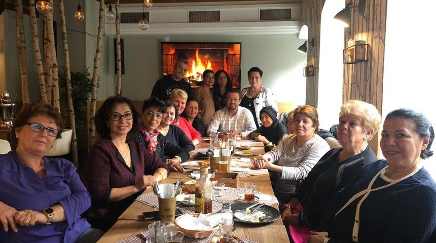 Aloğlu, Almanya&rsquo;da T&uuml;rk Kadınlar Topluluğunun misafiri oldu