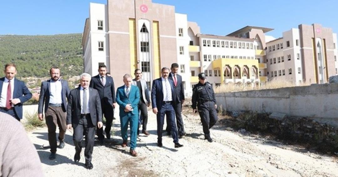 Burdur Valisi Şıldak&rsquo;tan Bucak &ccedil;ıkarması