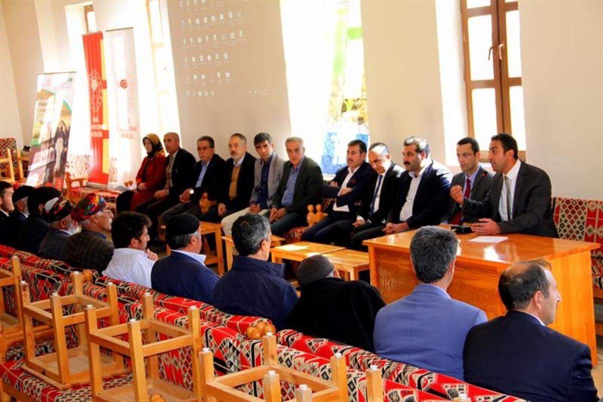 &Ccedil;ift&ccedil;iler, yatırım konusunda bilgilendirildi