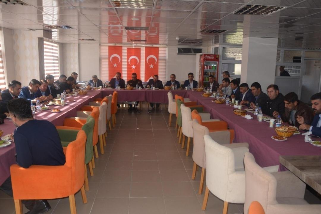 Kozuk&rsquo;ta şehit ve gazi aileleri onuruna yemek