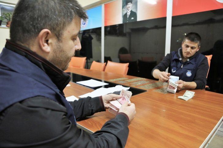 Dilencinin üstünden çıkanlar şoke etti! Savunması 'pes' dedirtti G2