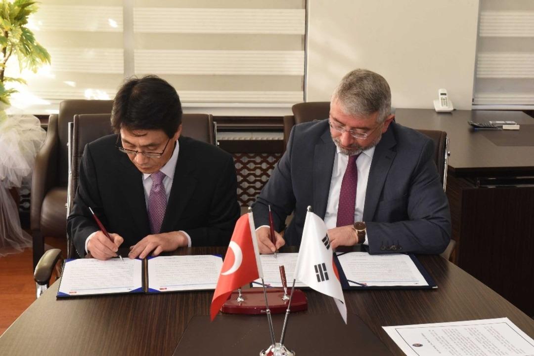 Gimhae ve &Ccedil;orum Belediyeleri arasında işbirliği protokol&uuml;