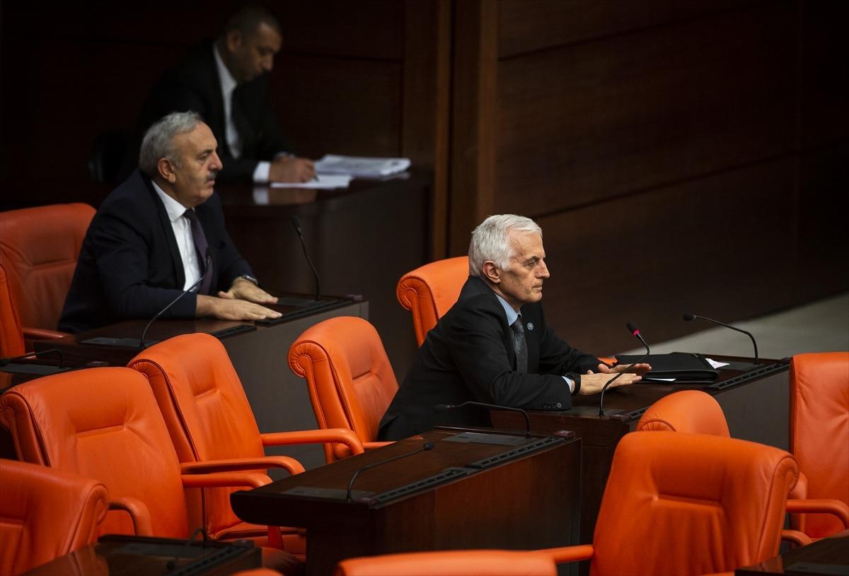 TBMM'de Zazaca tartışması! HDP&rsquo;li vekil M&uuml;ge Anlı&rsquo;ya tepki olarak Zazaca konuştu