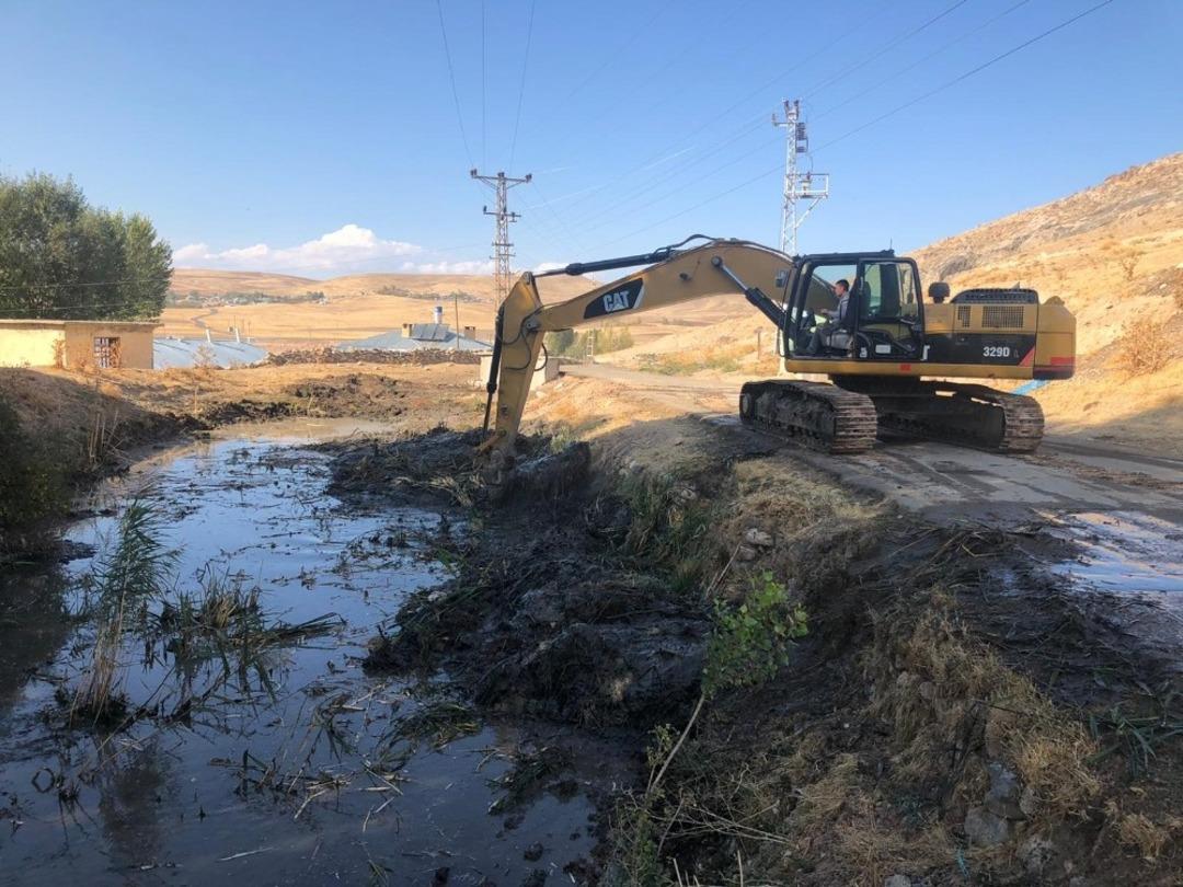 Van B&uuml;y&uuml;kşehir Belediyesi 20 g&uuml;nl&uuml;k işi 3 g&uuml;nde tamamladı