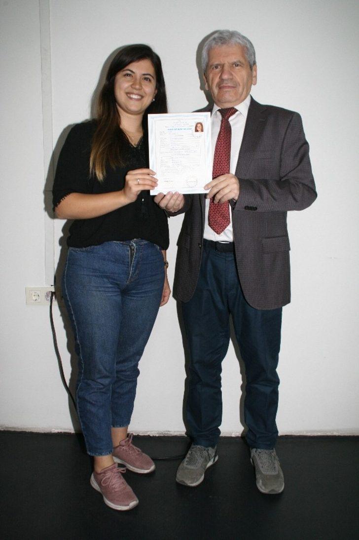 Yönetim kurulu başkanından personele İngilizce sertifika G3