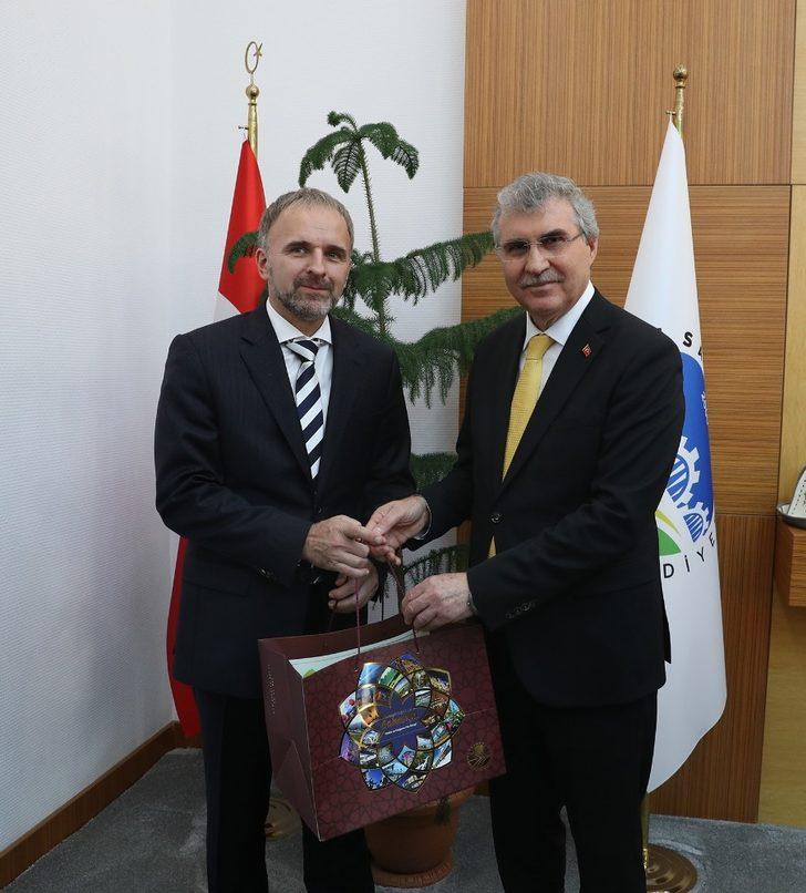 Başkan Yüce, Bosna Hersek Ankara Büyükelçisini konuk etti G3