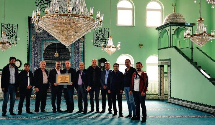 AK Parti’den Makedonya’ya yardım eli G2