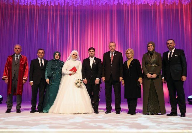 Cumhurbaşkanı Erdoğan, Mahir Ünal’ın kızının nikah törenine katıldı