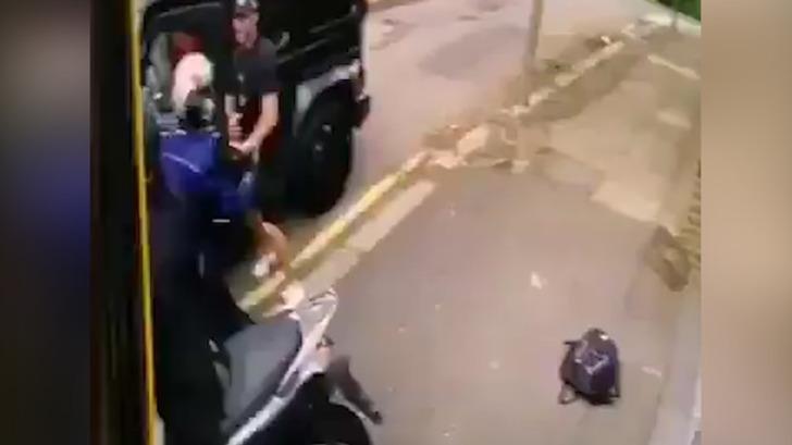 Mesut Özil'e saldıran Ashley Smith'e 10 yıl hapis cezası verildi G3