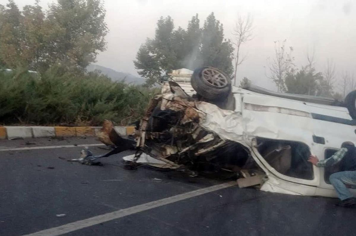 Korkun&ccedil; kaza! &Ouml;l&uuml; ve yaralılar var