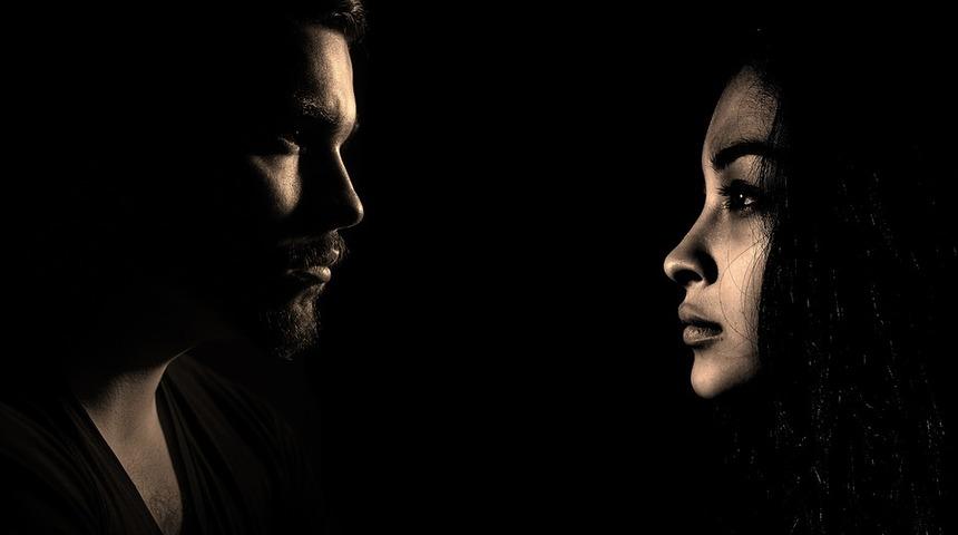 Partneriniz bunları yapıyorsa o ilişkinin fişini &ccedil;ekme zamanı gelmiş!