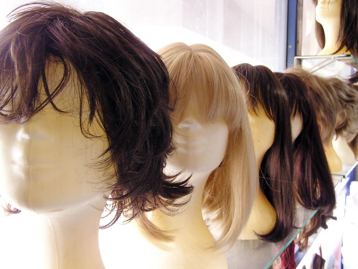 Adana'da yasa dışı bahis &ccedil;etesi &ccedil;&ouml;kertildi! Her defasında peruk kullanmışlar