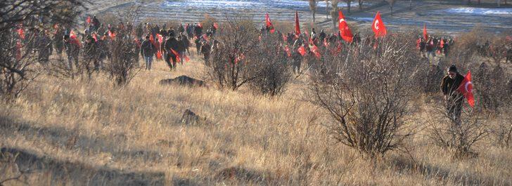 Binlerce Erzurumlu, Aziziye Tabyaları'na yürüdü G5